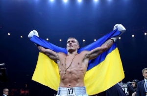 «Фантастическая ночь и фантастическая победа», — Украина восхищена красивой победой Усика над Белью