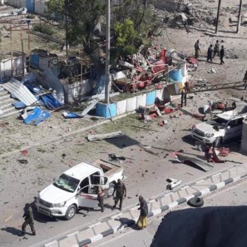 В Сомали произошел теракт возле президентского дворца, 17 человек погибли