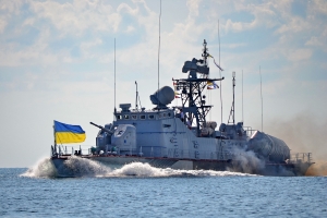 Подрыв Керченского моста в Крым: украинский военный флот предупредил Россию о том, что произойдет с переправой