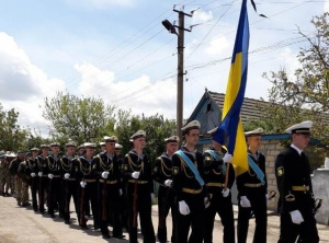 Душераздирающие кадры: Украина простилась с погибшим Героем с позывным «Дед», которого боевики передали в мешке