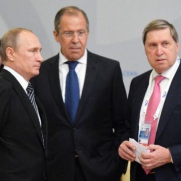 У Путина заявили о рисках срыва встречи с Зеленским, приостановив подготовку