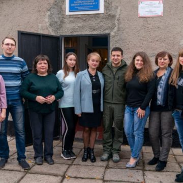 Глава Луганской ОГА Гайдай расскрыл важную информацию о визите Зеленского в школу