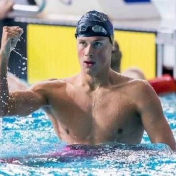 ​Украинский пловец Романчук заполучил «золото» Кубка мира рекордным заплывом