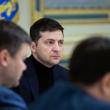 Зеленский созвал секретное заседание СНБО: таким президента еще не видели