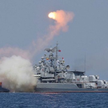 ​Россия атаковала украинское судно в Азовском море — Кремль идет на обострение