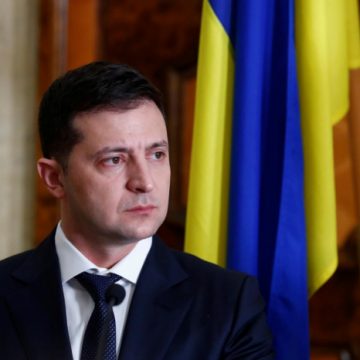 «Вы нам очень нужны», — Зеленский обещает упростить получение гражданства Украины для иностранцев, детали