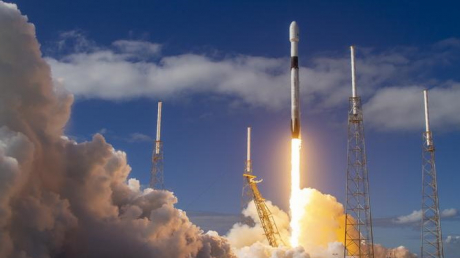 Запуск космического корабля Илона Маска SpaceX Crew Dragon на МКС: прямая трансляция NASA