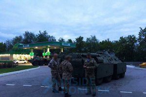 В Донецке на заправках броневики, «ДНР» готовится к войне — штаб ООС выступил с предупреждением